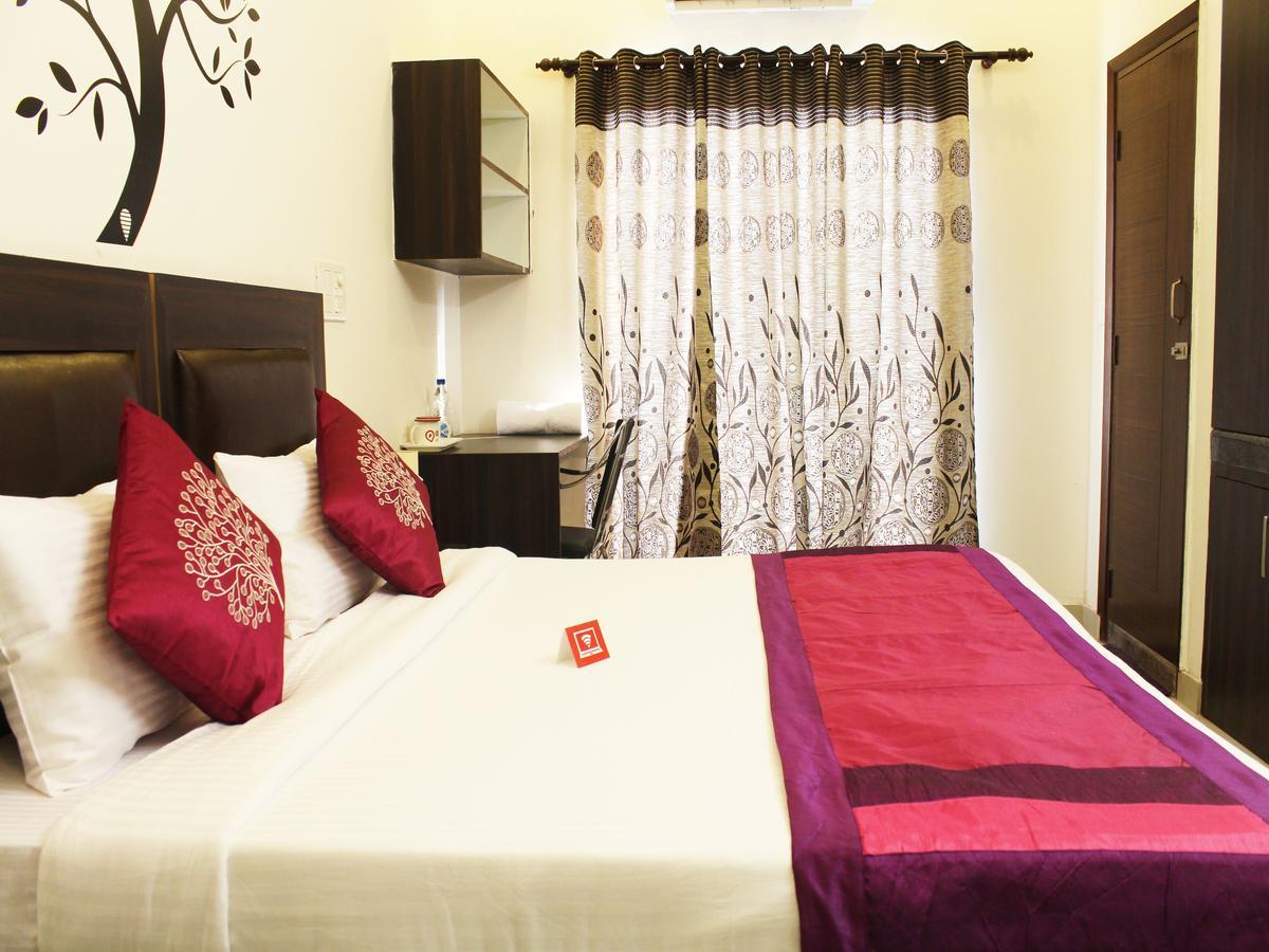 Oyo 2384 Hotel Epic Inn Gurgaon Exteriör bild