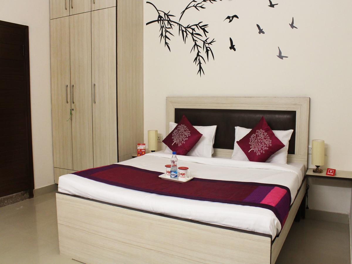Oyo 2384 Hotel Epic Inn Gurgaon Exteriör bild