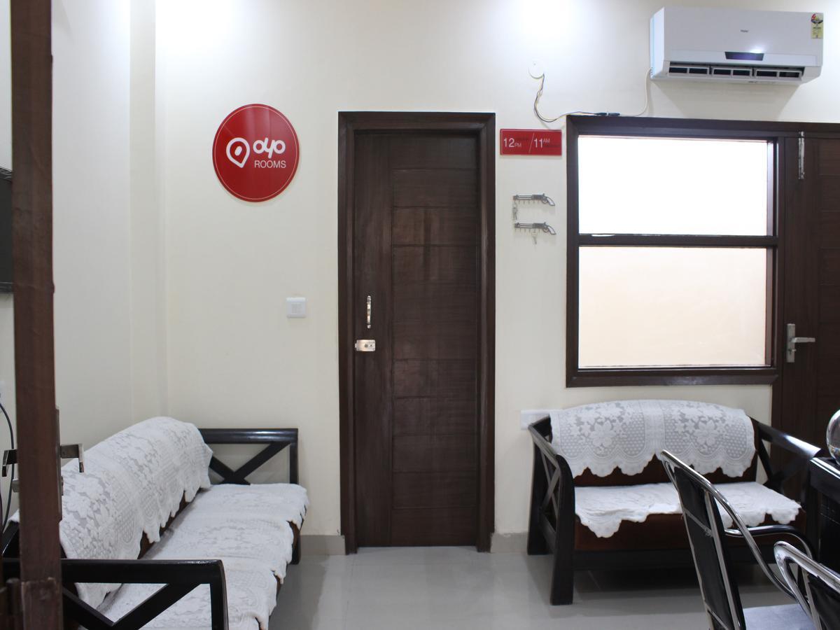 Oyo 2384 Hotel Epic Inn Gurgaon Exteriör bild